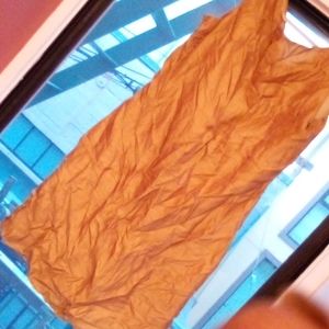 Gold sleeveless business dress